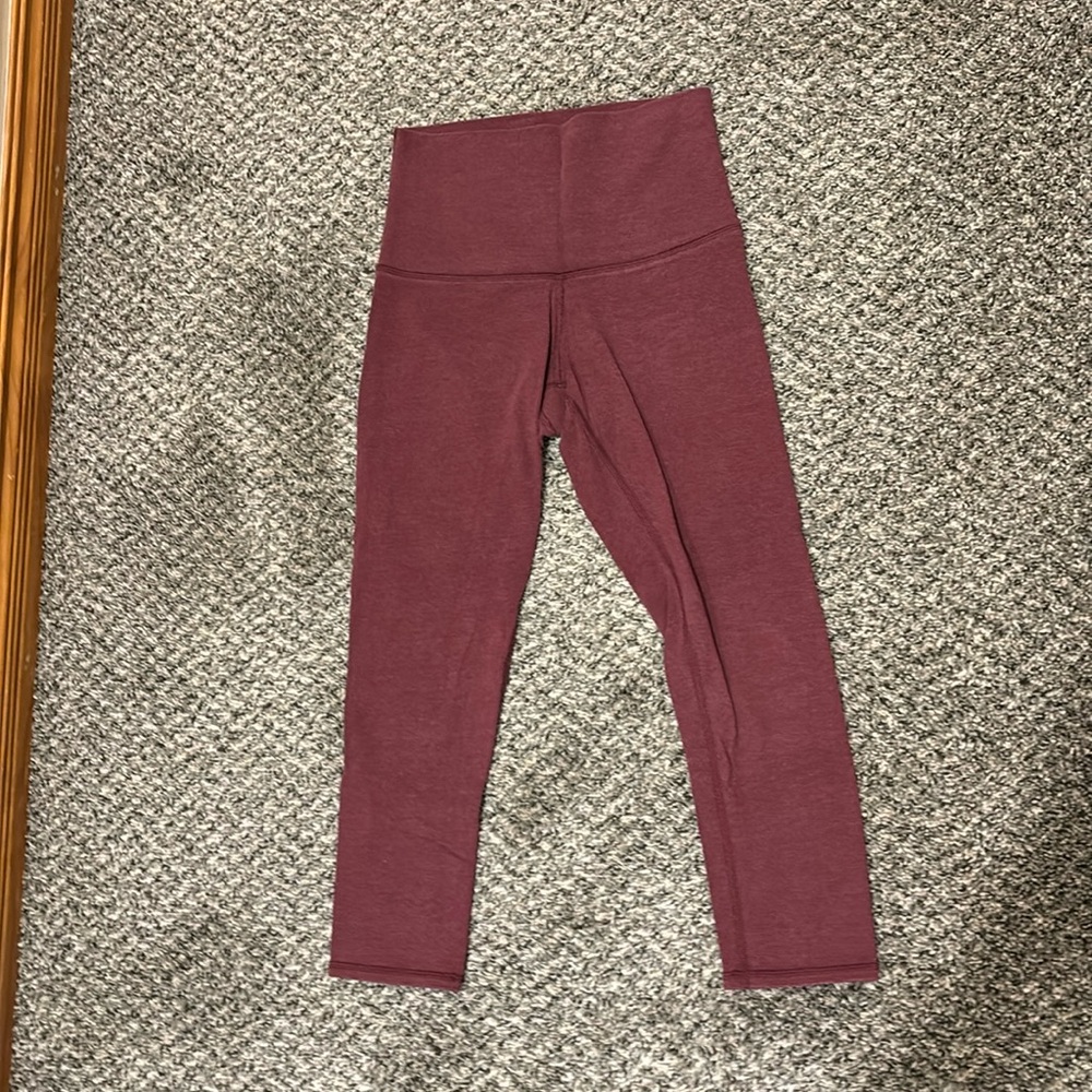 Lululemon 22 in high rise crop